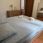 Modern And Cozy Live Like A Local Apartamento *