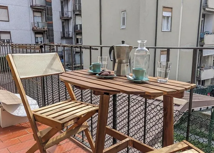 Modern And Cozy Live Like A Local Apartman Como