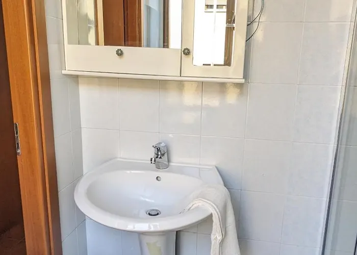Modern And Cozy Live Like A Local Apartman