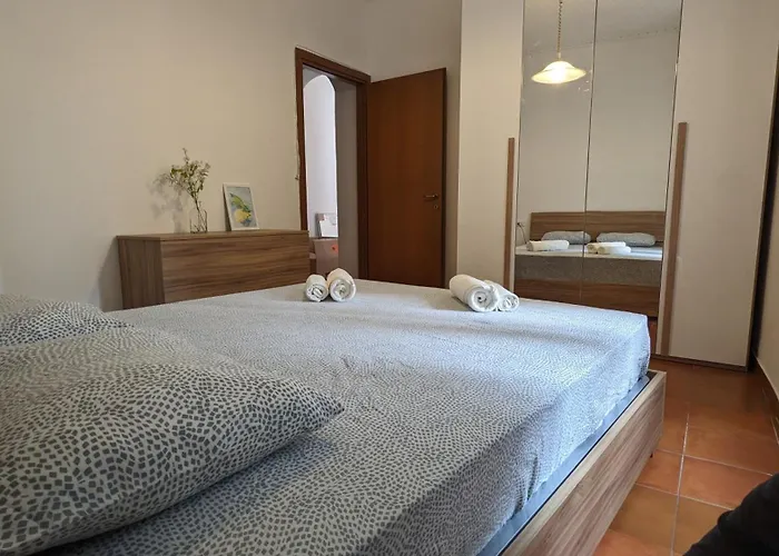 Modern And Cozy Live Like A Local Apartman Como