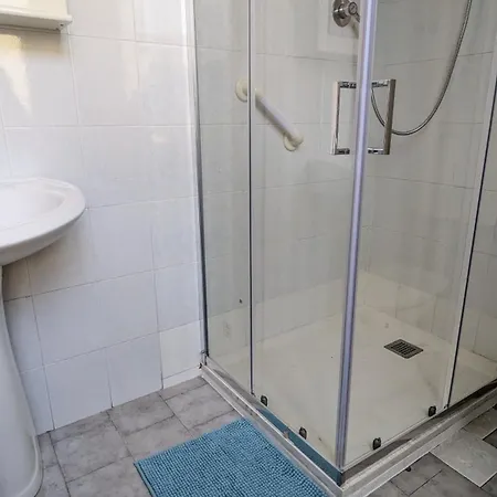 Modern&cozy Live Like A Local Apartament