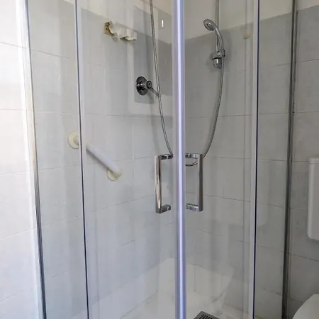 Modern And Cozy Live Like A Local Côme