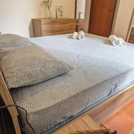 Modern And Cozy Live Like A Local Appartement